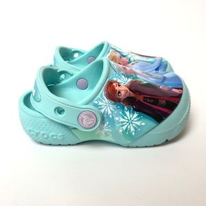 7C Crocs Disney Fun Lab Frozen II Clogs Blue Toddler Girls Size 7